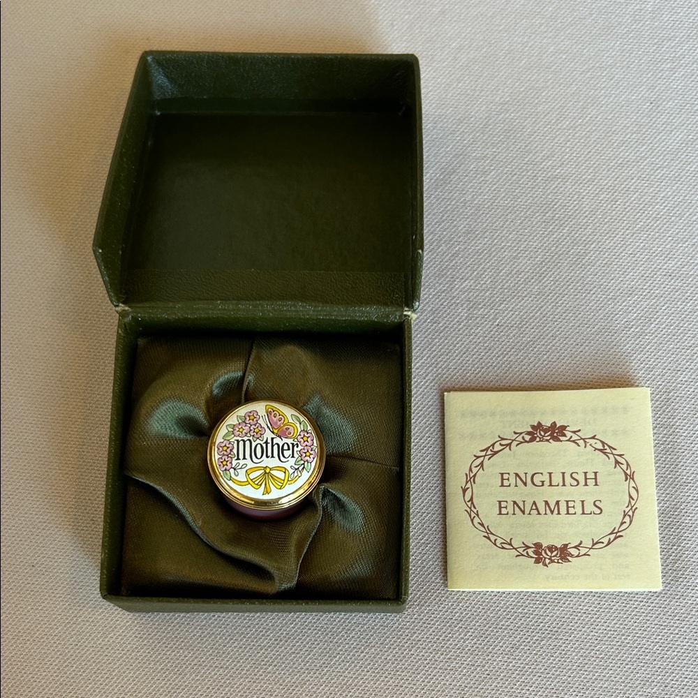 Crummles & Co. Enamel Trinket box/Mother